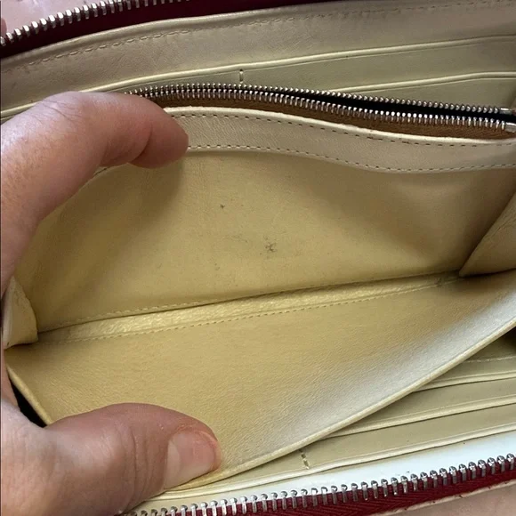Dooney & Bourke LG Toscana Cream and Red Leather Wallet - Picture 7 of 14